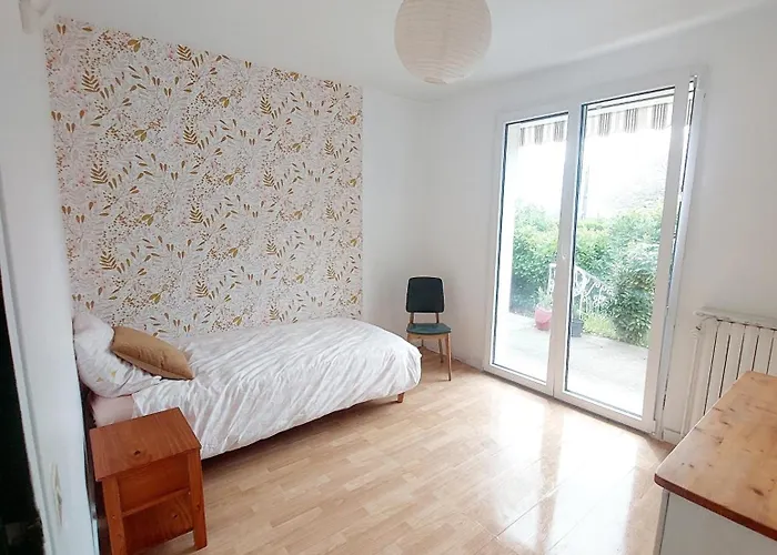 ヴィラ Maison Independante エクスレバン