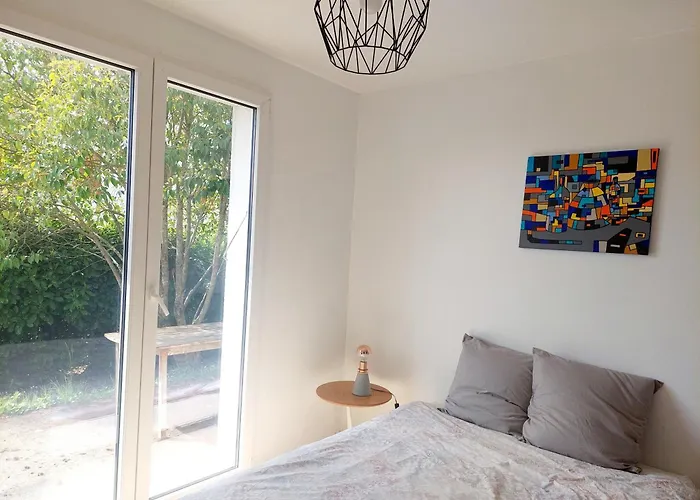 Maison Independante ヴィラ エクスレバン